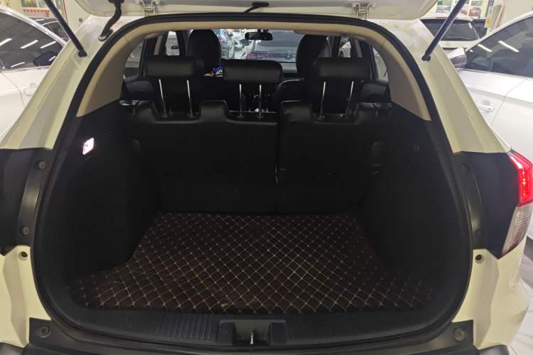 Used Honda Vezel 2020 1.5L CVT Elite Edition Exterior 10