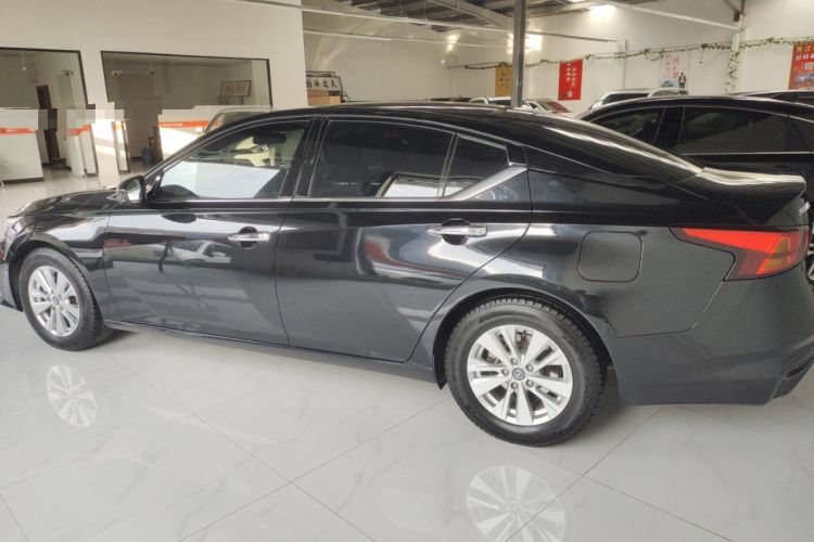 Used Nissan Teana 2021 2.0L XE Fashion Edition
