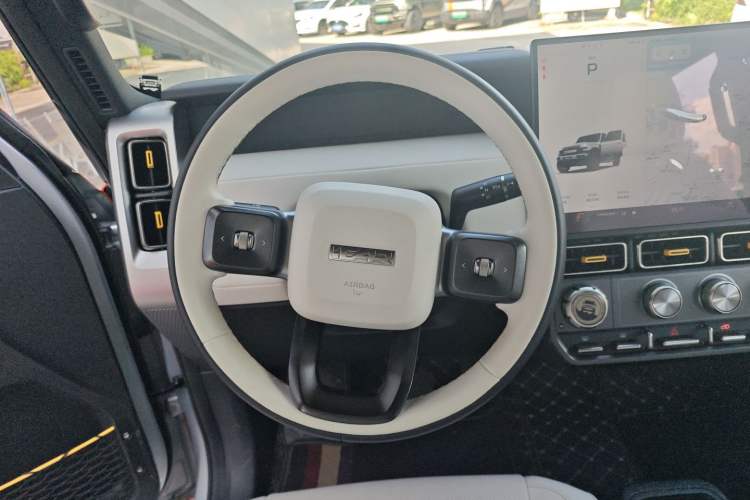 Used iCAR V23 2025 401 Two-Wheel Drive Intelligent Driving Version