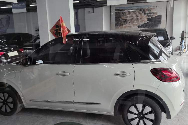 Used Wuling Bingo 2024 333 km Enjoyment Version
