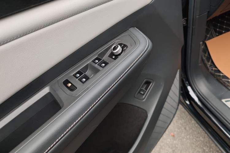 Used Volkswagen Teramont 2023 380TSI Four-Wheel Drive Luxury Edition
