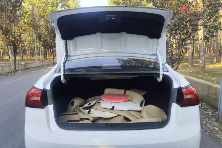 Used Roewe 360 2018 PLUS 1.5L Automatic Luxury Edition