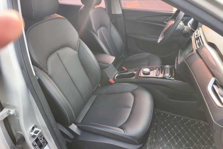 Used Roewe Ei5 2018 Internet Luxury Edition