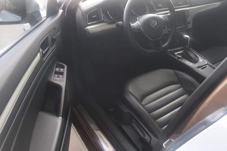 Used Volkswagen Lamando 2018 280TSI DSG Comfort Edition