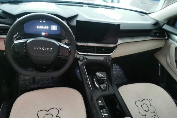 Used Lynk & Co 06 2023 Remix 1.5T Shero