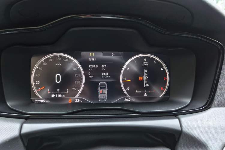 Used Lynk & Co 01 2019 2.0T Two-Wheel Drive Zhaopu Version China VI Standard Odometer Close Up