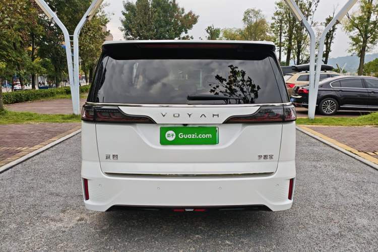 Used VOYAH Dream 2024 EV Long-Range Premium Edition