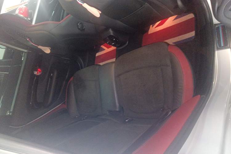 Used MINI JCW CLUBMAN 2017 2.0T JOHN COOPER WORKS Geek