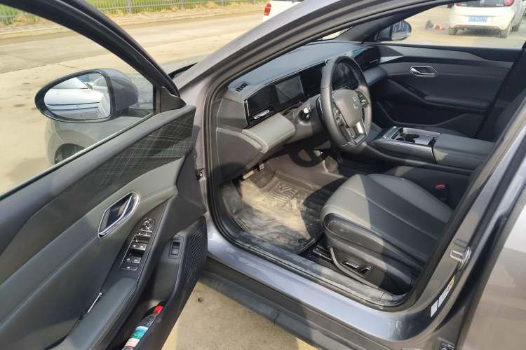 Used BYD Qin L 2025 EV 545KM Beyond Version