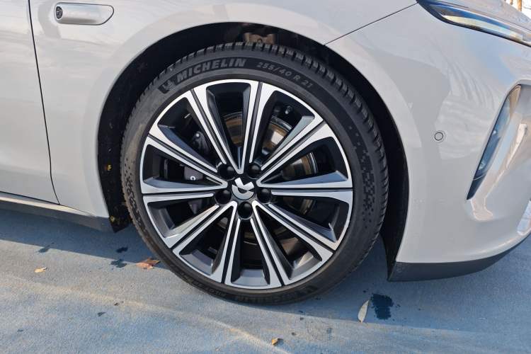 Used Nio ET7 2024 75 kWh Executive Signature Edition
