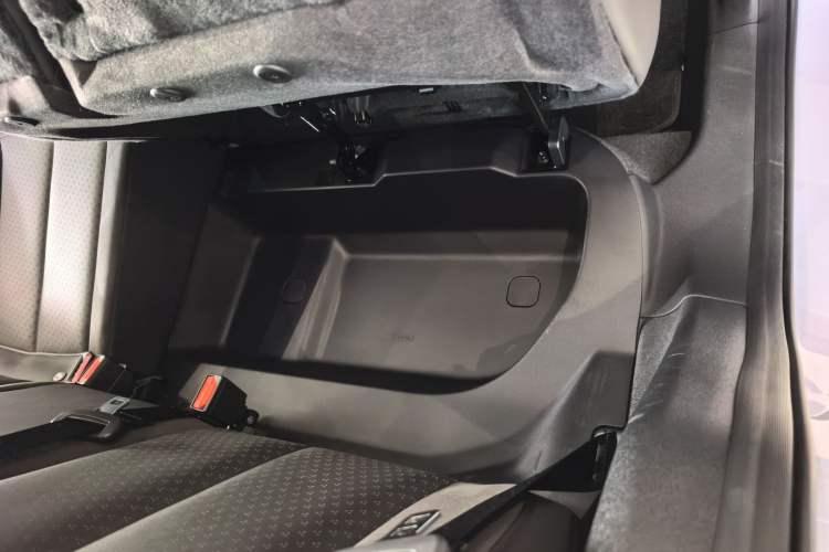 Used firefly firefly 2025 Illuminated Edition
