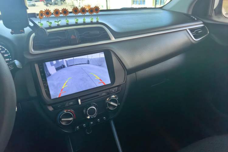 Used Hyundai Verna (older generation) 2020 1.4L Manual GL Refreshed Edition