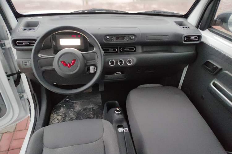 Used Wuling Zhiguang New Energy 2025 Comfort Model