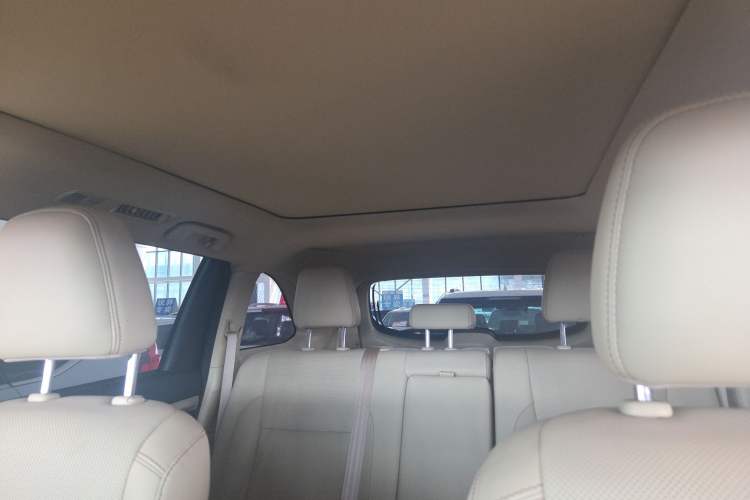 Used Toyota Highlander 2015 2.0T Four-Wheel Drive Luxury Edition 7-Seater
