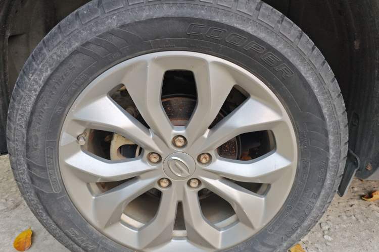 Used GAC Trumpchi GS3 2017 150N Automatic Elite Edition Exterior 2