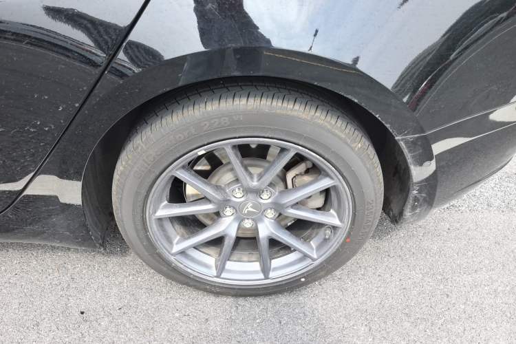 Used Tesla Model 3 2022 Rear-Wheel-Drive Version
