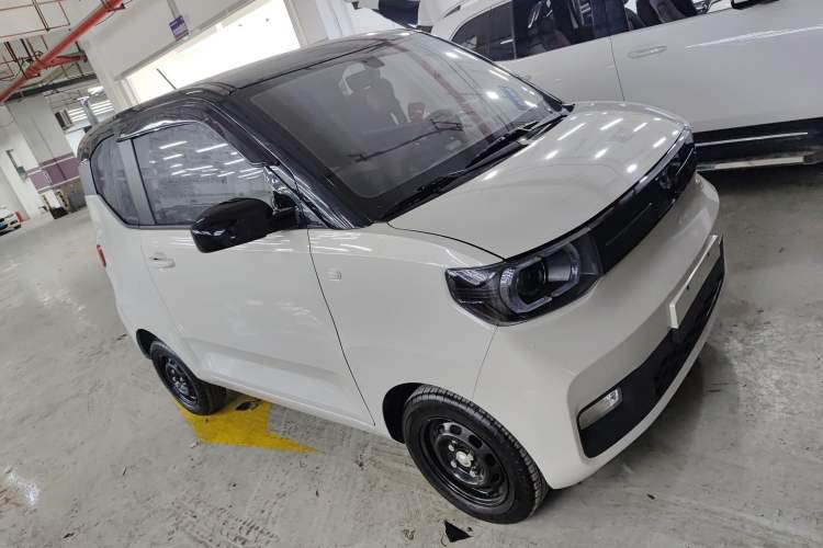 Used Wuling Hongguang MINIEV 2022 Macaron Premium Model – Lithium Iron Phosphate
