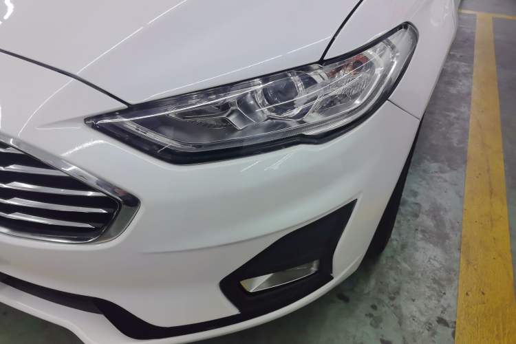 Used Ford Mondeo 2020 EcoBoost 180 Stylish Model Left Front Headlight