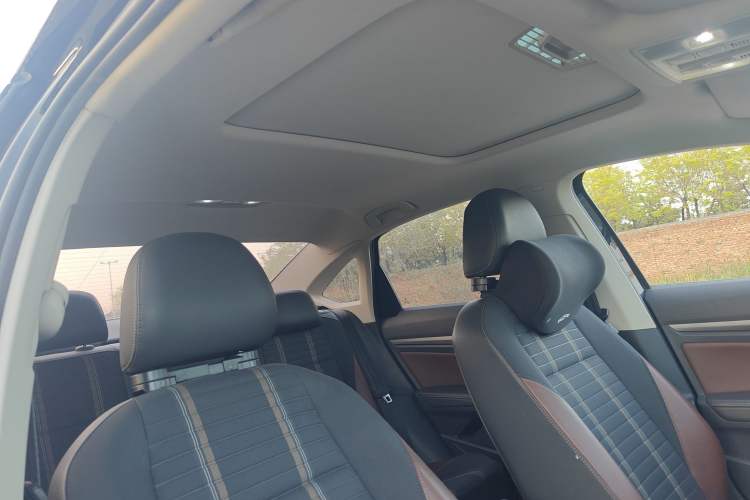 Used Volkswagen Lavida 2019 280TSI DSG Comfort Edition China VI standard Exterior 4