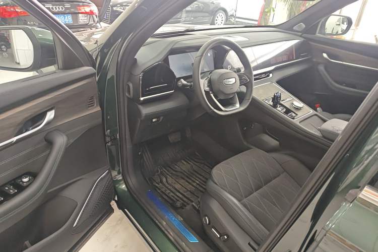 Used Geely Auto Monjaro L 2025 Dongfang Yao 2.0TD Automatic All-Wheel-Drive Wangyue Edition