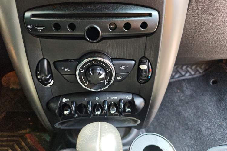 Used MINI Countryman 2016 1.6T COOPER ALL4 Fun Equipment Enthusiast