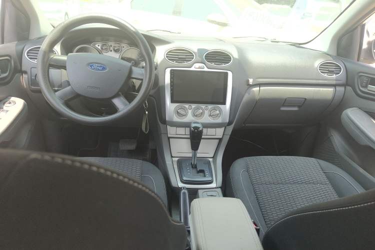 Used Ford Focus 2013 Hatchback Classic 1.8L Automatic Base Model