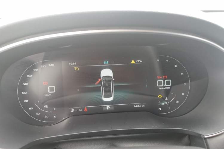 Used Roewe i6 MAX 2020 300TGI Automatic Sporty Cool Edition
