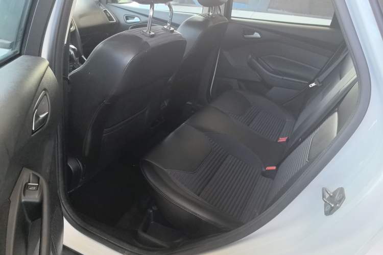 Used Ford Focus 2017 Hatchback EcoBoost 125 Automatic - Ultra-Powerful Style Edition with Smart Drive Features