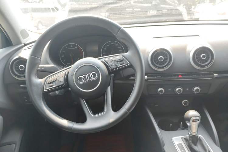 Used Audi A3 2020 Limousine 35 TFSI Fashion Edition China VI Emission Standard
