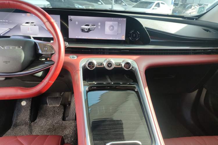 Used EXEED Stellar 2023 400T Two-Wheel Drive Comfort Flyfish Edition