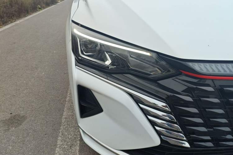 Used Dongfeng Aeolus Yixuan MAX 2023 1.5T Xingchi Edition