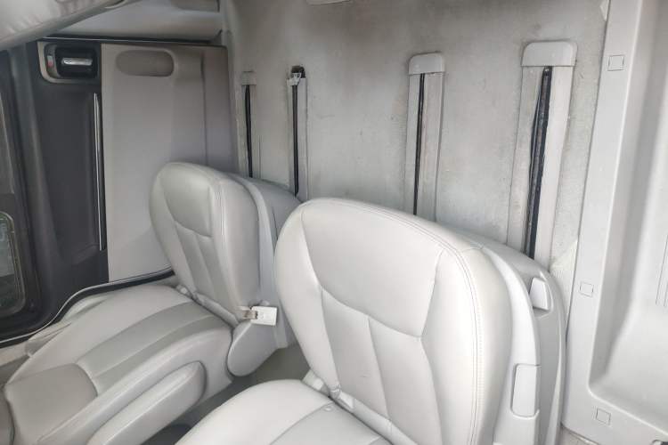 Used JAC Group Refine M5 2016 2.0T Gasoline Automatic Business Edition
