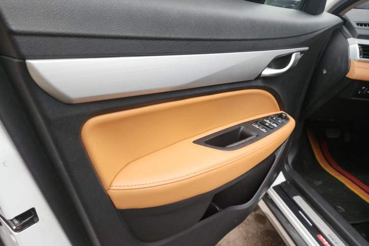 Used Geely Auto Vision S1 2018 1.4T CVT FENGXING Model
