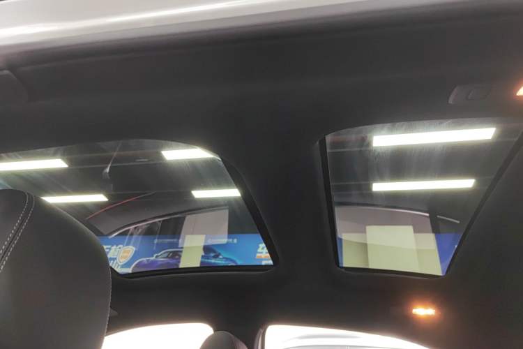 Used Mercedes-Benz A-Class 2022 Second Facelift A 200 L Sport Sedan Fashion Version