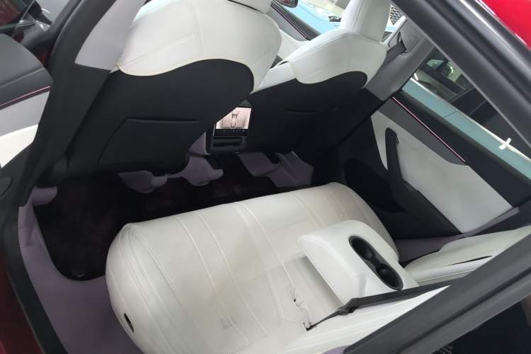 Used Tesla Model Y 2025 Rear-Wheel Drive First Edition