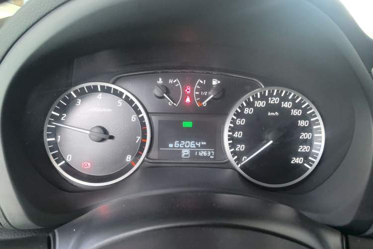 Used Nissan Sylphy 2021 Classic 1.6XL CVT Luxury Edition Odometer Close Up