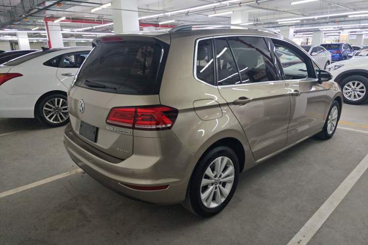 Used Volkswagen Golf Sportsvan 2016 230TSI Automatic Trend Edition
