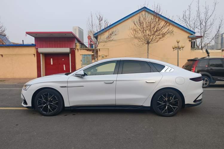 Used BYD Han 2022 DM-p 202km Four-Wheel Drive Flagship Model
