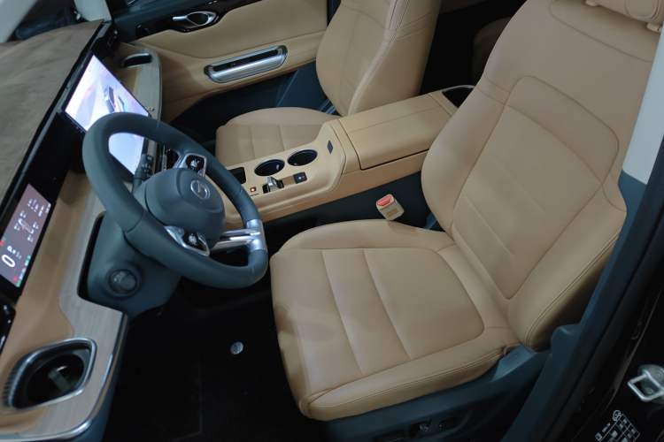 Used GAC Trumpchi E8 2024 Honor Series 2.0L Honor Edition Left Front Seat