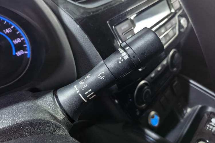 Used Nissan Sylphy EV 2018 Smart Edition Custom Version Interior 4