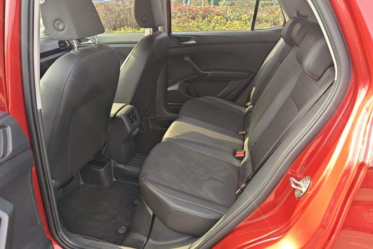 Used Volkswagen Tacqua 2020 1.5L Automatic Yue