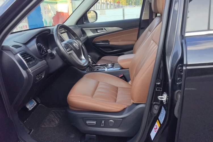 Used Changan CS95 2017 2.0T Two-Wheel Drive Zhituo Edition