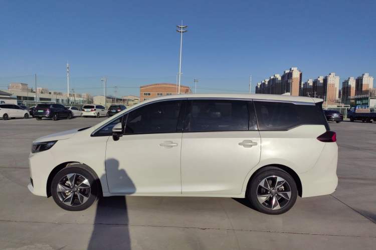 Used GAC Trumpchi M6 2023 PRO 270T DCT Luxury Edition