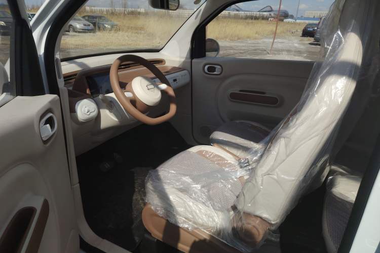 Used Bestune Pony 2026 222km Colorful Horse
