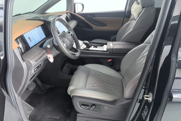 Used GAC Trumpchi M8 2024 Master Series 400T Prestige Edition Left Front Seat