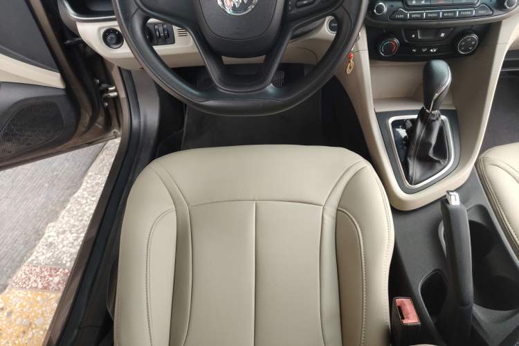 Used Buick GT 2015 15N Automatic Elite Version