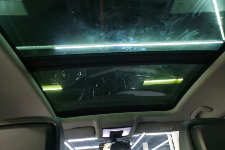 Used Volkswagen Passat 2021 330TSI Luxury Edition Interior 3