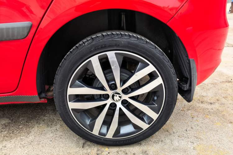 Used Skoda Fabia 2014 1.6L Automatic Sport Edition
