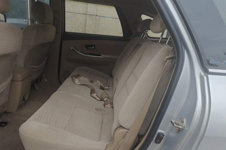 Used JMC Yusheng S350 2013 2.4T Two-Wheel-Drive Special Edition
