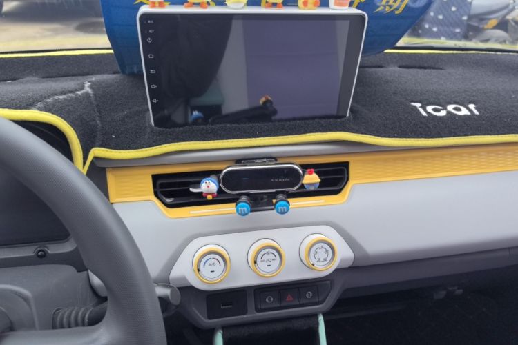 Used Chery QQ Ice Cream 2022 170km Sundae Phosphate Lithium-Ion
